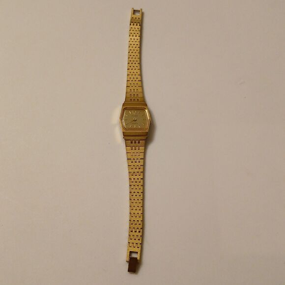 Vtg 80's Timex Q K Cell Women Gold Tone Stainless Steel Watch 5 1/4" Wrist READ - Picture 1 of 16